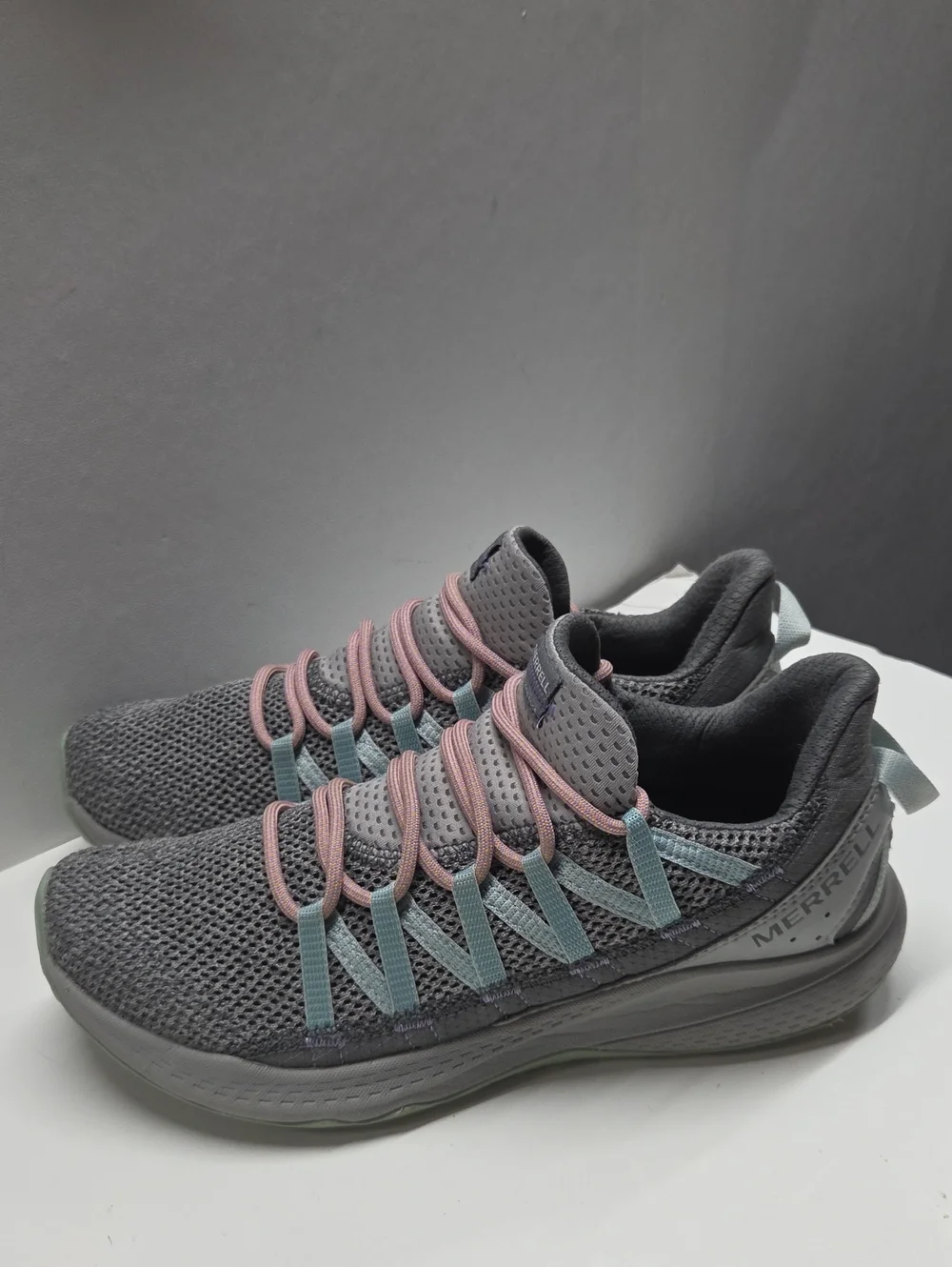 Merrell Gray Knit Sneakers with Pink Laces and Light Blue Straps Size 10W